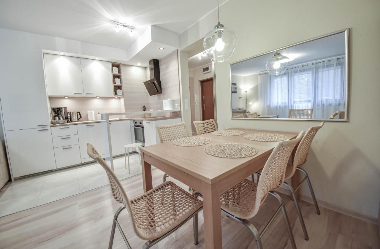 Apartamenty Na Wyspie - Zdrojowa 18 - Apartament Z Sypialnia - Parking Swinemünde Exterior foto